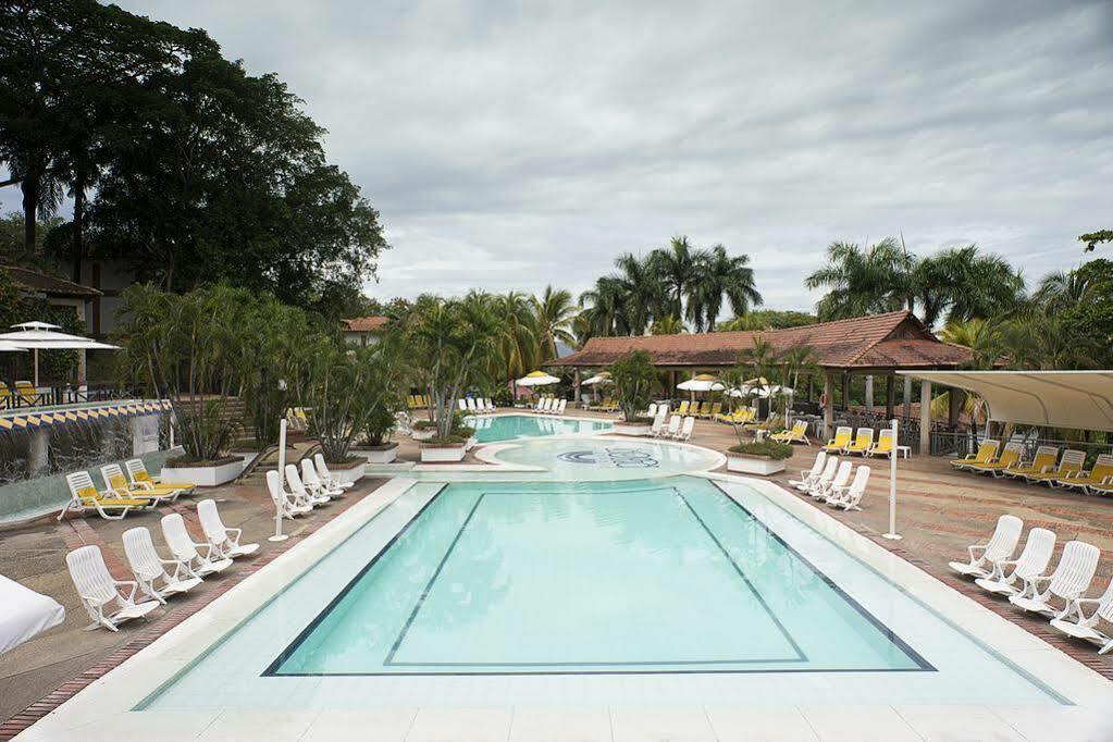 On Vacation Girardot Resort Екстер'єр фото